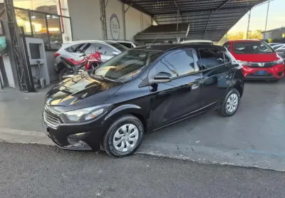 Onix lt 1.0 8v flex 2018 completo