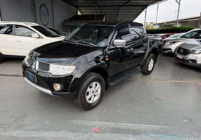 L200 triton hpe 3.2 cd tb int.diesel automática