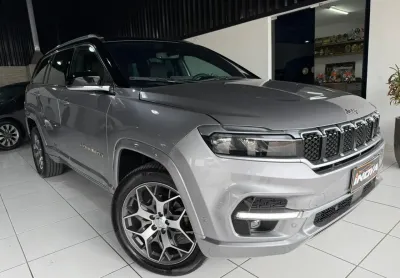 Jeep Commander Overland Diesel 2023 Cor prata Com Garantia de Fábrica!