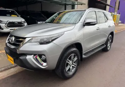 Toyota hilux sw4 2.7 sr 7 lugares 4x2 16v flex 4p automático