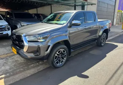 Toyota hilux 2.8 d-4d turbo diesel cd srx plus 4x4 automático