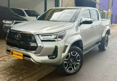 Toyota hilux 2.8 d-4d turbo diesel cd srx plus 4x4 automático
