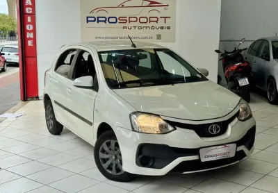 Toyota etios flex automático