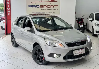 Ford focus hatch flex automático