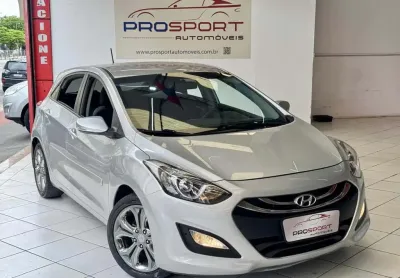 Hyundai i30 Gasolina Automático