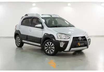 Toyota etios cross 2018 1.5 16v flex 4p automático