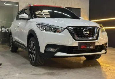 Nissan kicks sv cvt 2017