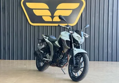 Yamaha fz25 fazer 2019