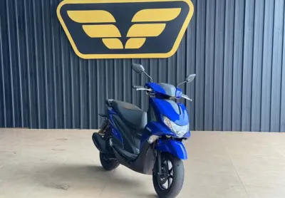 Yamaha fluo 125 2023