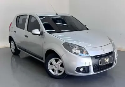 Renault sandero exp 16hp 2013