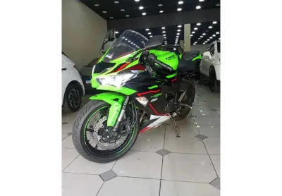 Kawasaki ninja zx-6r 600cc 2021