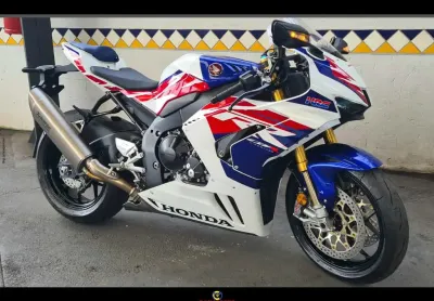 Honda cbr 1000 rr-r fireblade sp 30th edition
