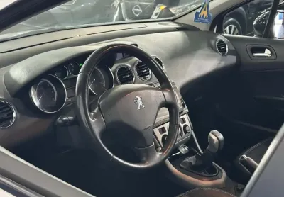 Peugeot 308 active _4p_ 2015