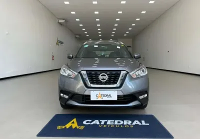 Nissan kicks sv cvt 2018