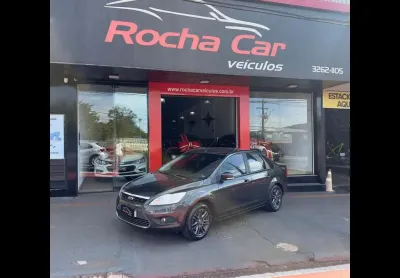Ford focus sedan 2.0 16v 4p 2013