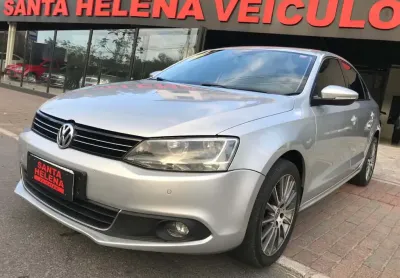 Volkswagen jetta 2.0 - prata - 2011/2011