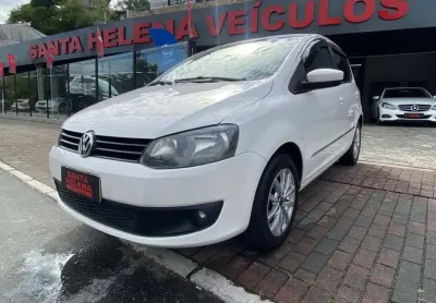 Volkswagen fox w/ 1.0 gii - branca - 2012/2013