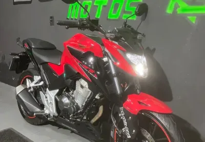 Cb twister 300cc 