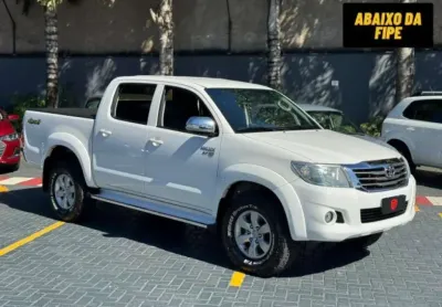 Toyota hilux srv 2.7 4x4 automática 2015
