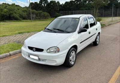 Corsa Classic impecável, pneus novos,  com manual, chave cópia