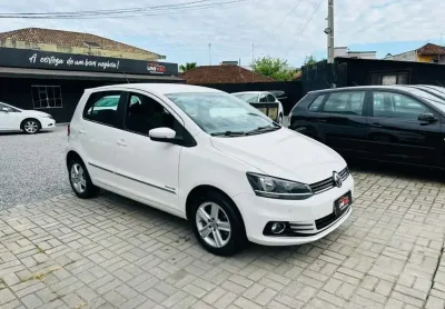 VW - VolksWagen Fox Highline I MOTION 1.6 Flex 16V 5p 2016 Flex