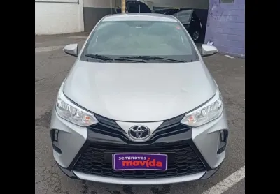 Toyota yaris yaris 1.5 xl plus connect cvt