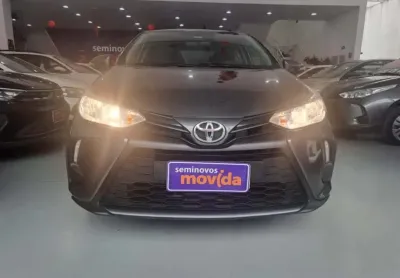 Toyota yaris yaris 1.5 xl plus connect cvt