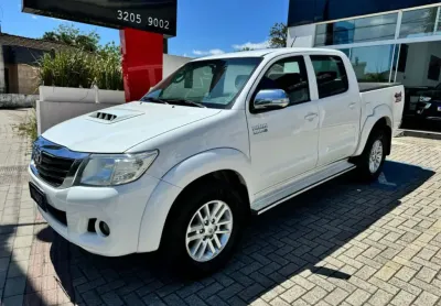Toyota hilux cd srv d4-d 4x4 3.0 tdi diesel aut