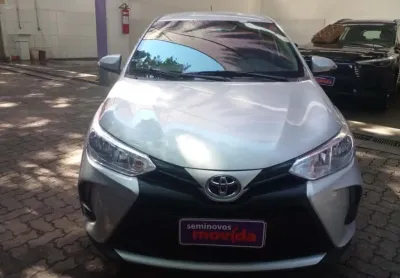 Toyota yaris yaris 1.5 xl plus connect cvt