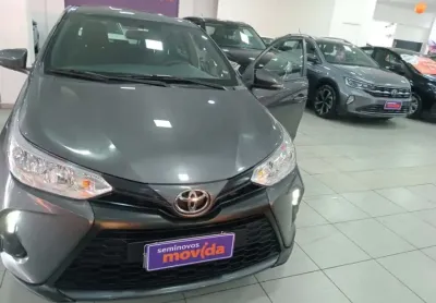 Toyota yaris yaris 1.5 xl plus connect cvt