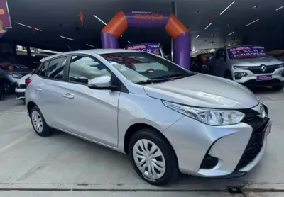 Toyota yaris yaris 1.5 xl plus connect cvt