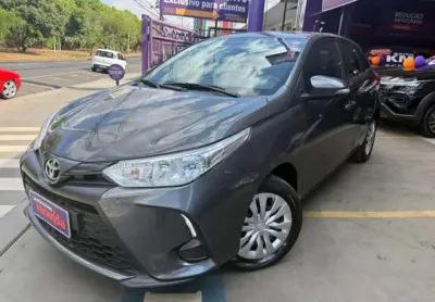 Toyota yaris yaris 1.5 xl plus connect cvt