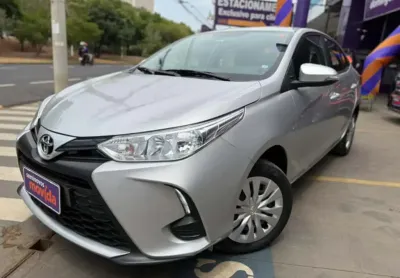 Toyota yaris yaris 1.5 xl plus connect cvt