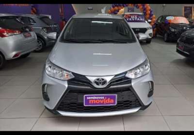 Toyota yaris yaris 1.5 xl plus connect cvt