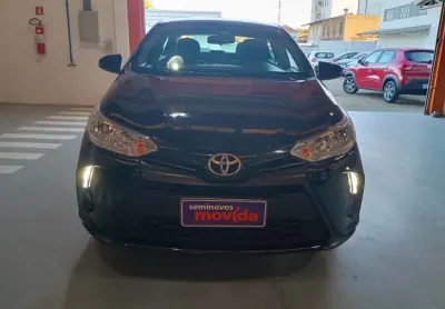 Toyota yaris yaris 1.5 xl plus connect cvt
