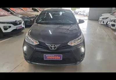 Toyota yaris yaris 1.5 xl plus connect cvt