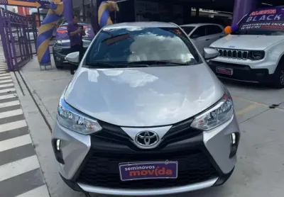 Toyota yaris yaris 1.5 xl plus connect cvt