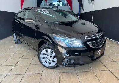 Chevrolet onix 1.4 lt mylink 