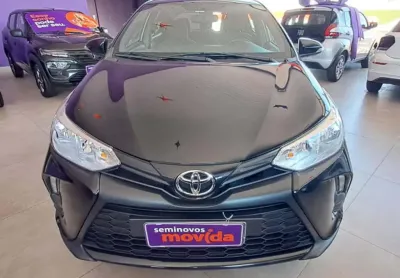 Toyota yaris yaris 1.5 xl plus connect cvt