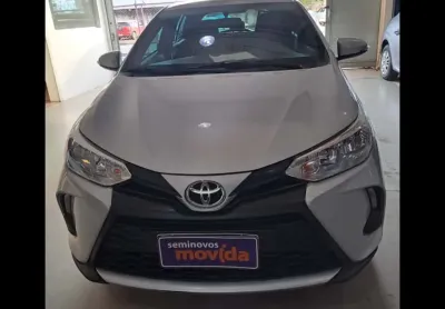 Toyota yaris yaris 1.5 xl plus connect cvt