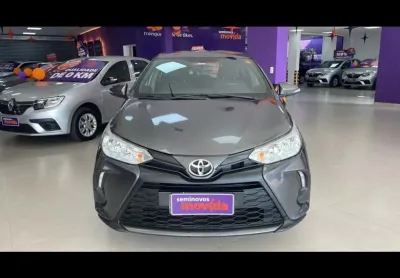 Toyota yaris yaris 1.5 xl plus connect cvt