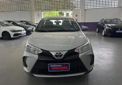 Toyota yaris yaris 1.5 xl plus connect cvt