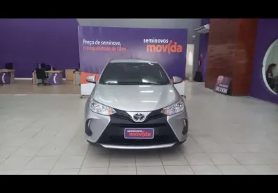 Toyota yaris yaris 1.5 xl plus connect cvt