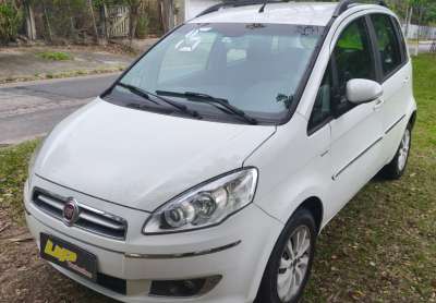 Idea essence 1.6 aut 2015 novinho