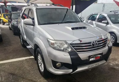 Toyota hilux sw4 srv d4-d 4x4 3.0 tdi dies. aut