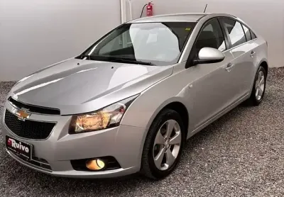 Chevrolet cruze sedan lt 1.8 automático