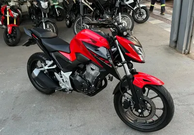 Cb twister 300f abs 