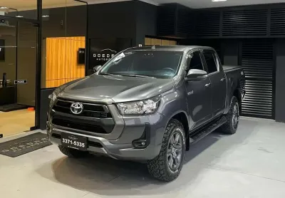 Toyota hilux sr cabine dupla 2.8 tdi 2025