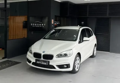 Bmw 220i activeflex 2.0 2018 com baixa km e em ótimo estado de conservação!