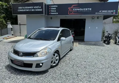 Nissan tiida 1.8 sl ano 2012
